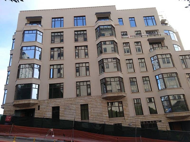 exterior view of 875 California, San Francisco, CA